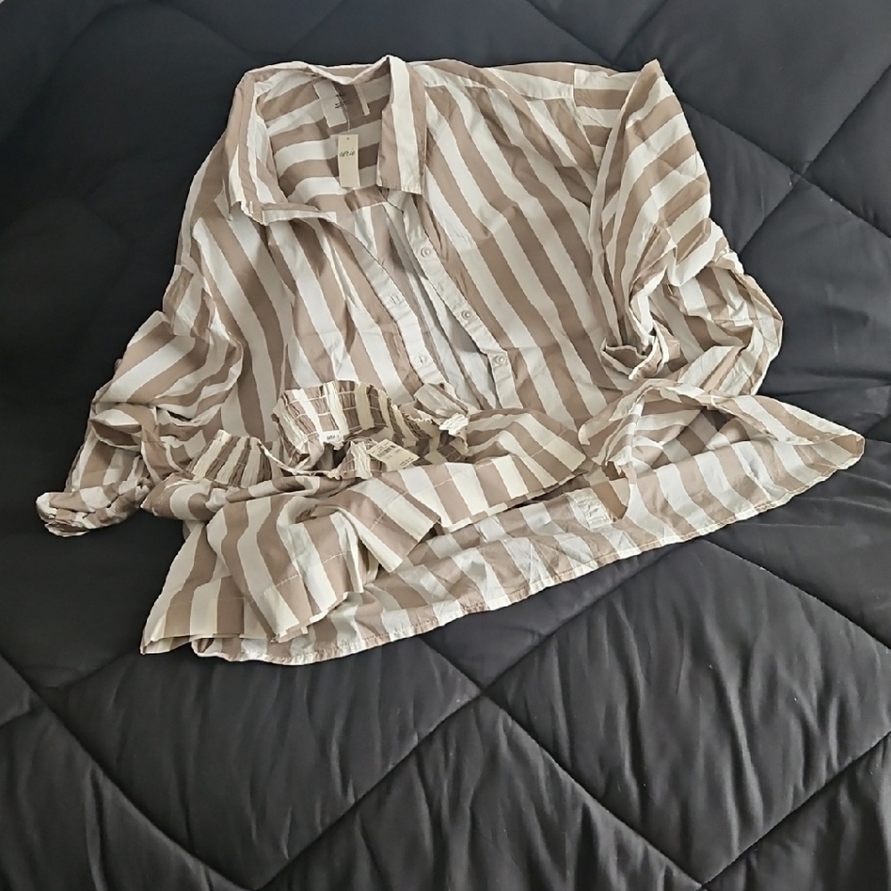 American Eagle Outfitters Beige and White Striped Button Down Shirt